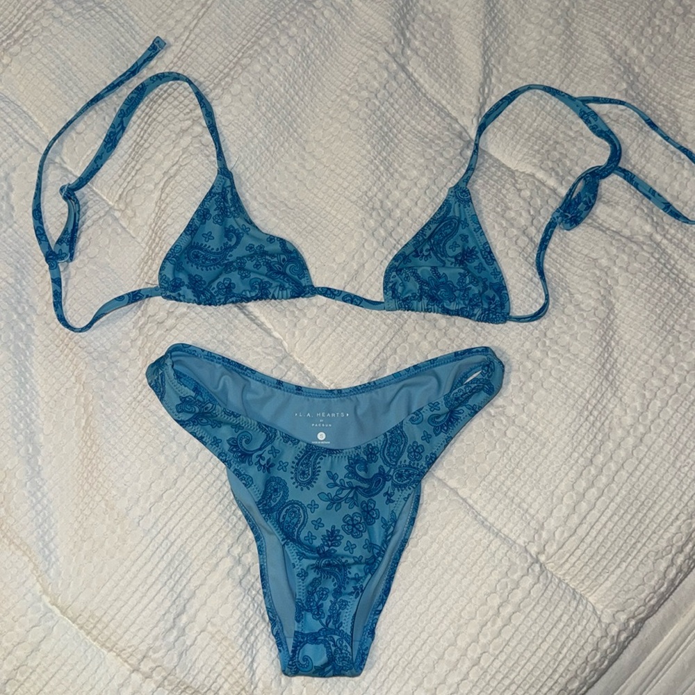 LA hearts Bikini